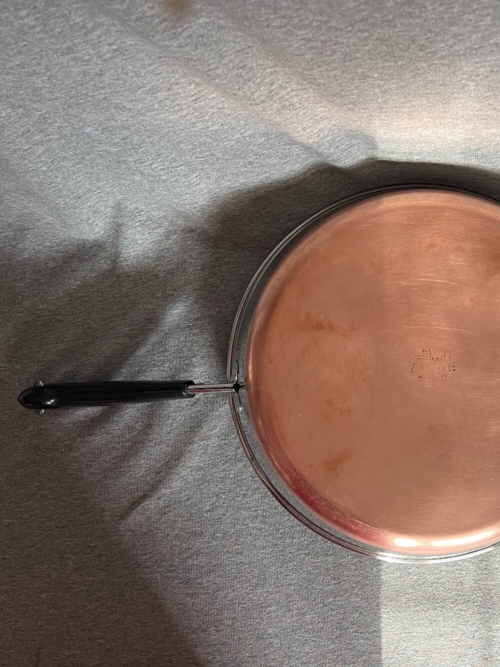 Revere Ware 1801 12 inch Copper Clad Bottom Skillet and Lid, Clinton Ill - Picture 8 of 12